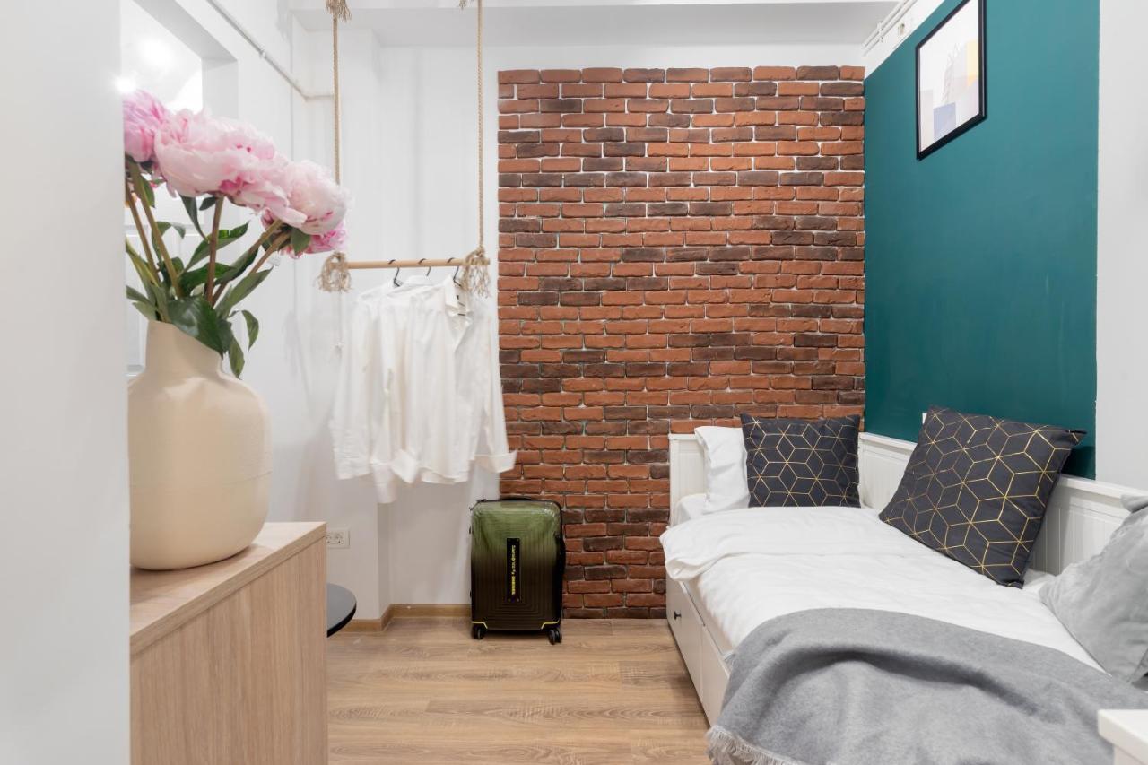 Ultra Central, 15 Sqm Studio By Urbanesq Bukarest Eksteriør billede